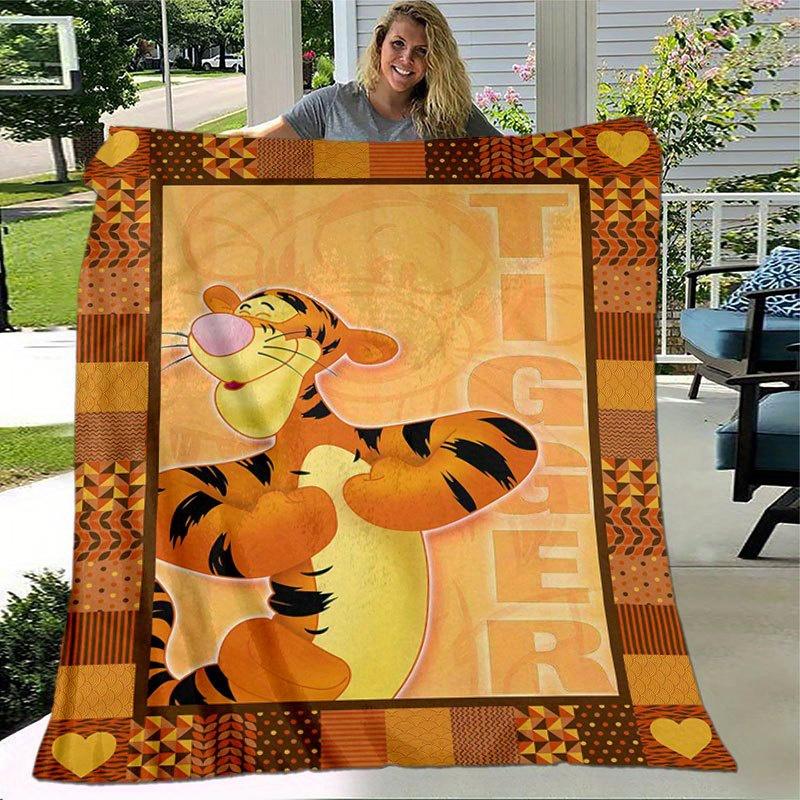 Minnie Blanket  Ultra-Soft, Warm, Cozy Throw for Living Room, Sofa, Four Seasons Travel Accessory  Cute Cartoon Character Home Decoration