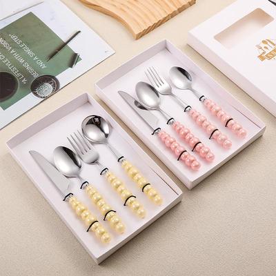 Zestaw sztućców ze stali nierdzewnej 304 z kreatywnymi perłowymi uchwytami: Nóż do steków, widelec i łyżeczka do deseru