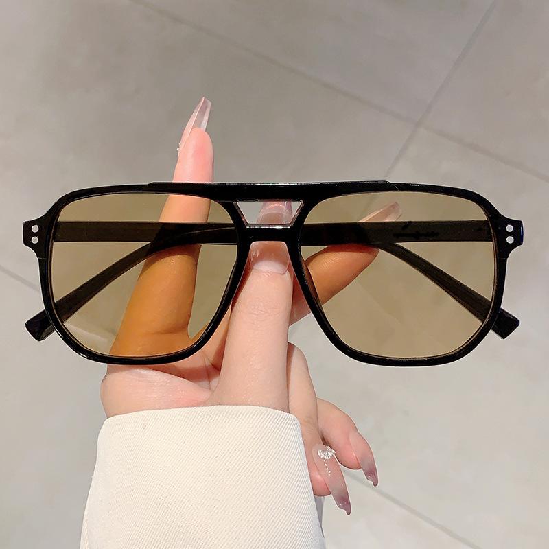 

Vintage Double Bridges Men Women Sunglasses Fashion Clear Ocean Lens Eyewear Rivets Sun Glasses Unisex Uv400 Glasses