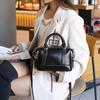 Retro Handheld Bowling Umhängetasche für Damen - Winter 2024 Trendige Multifunktionale Pendlertasche