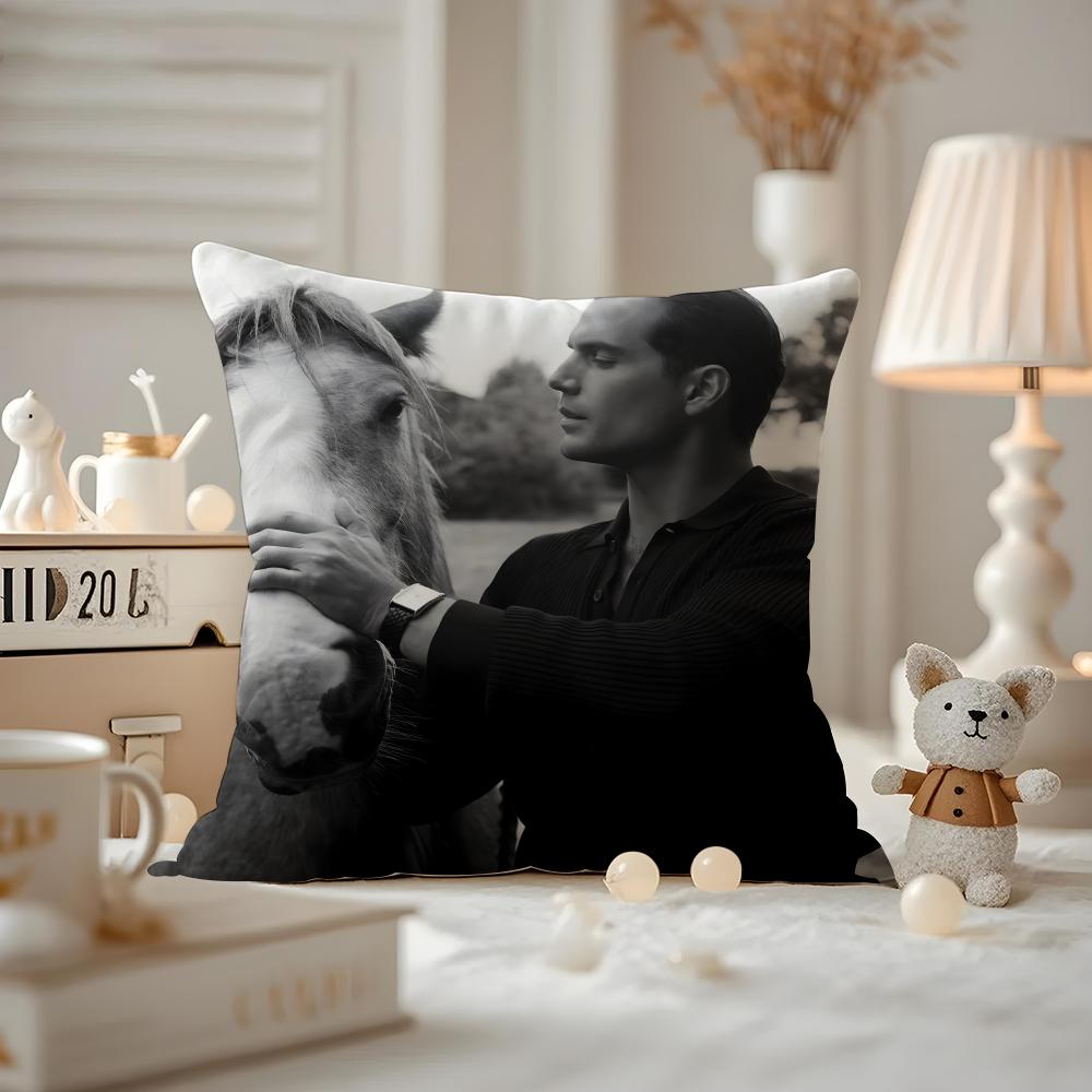

Henry Cavill Actor Cushion Cover Pattern Printed Pillowcase For Living Room Sofa Cushion Cover & Bedroom Decor 12x12Inch