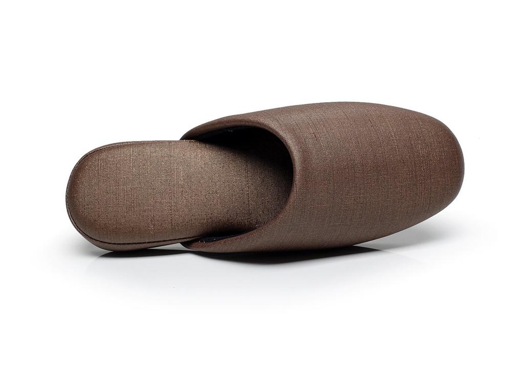 MOON ROOM Guest Set of 4 2 and Sodium Slippers, (2 Men's, Women's) [Wipeable] [Stain-Resistant] [Alcohol-Resistant Hypochlorite-Resistant] (Brown)