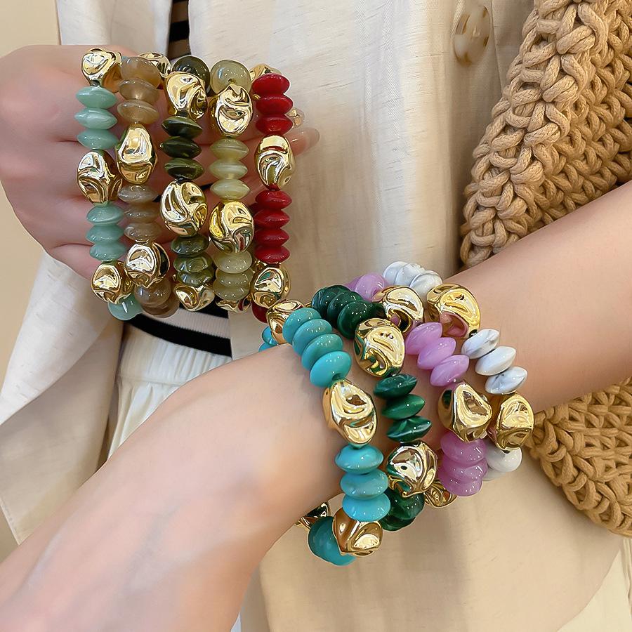 French Geometric Resin Bracelet: Irregular, Retro, Versatile, High-End Fashion Jewelry.