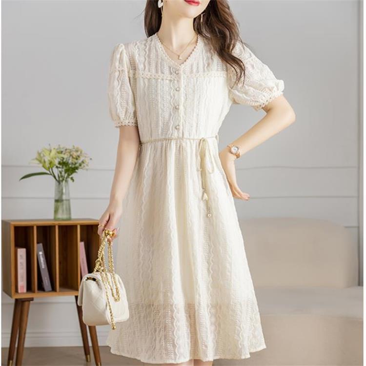 Literary and retro dress women's summer new hollow jacquard long skirt waist and thin