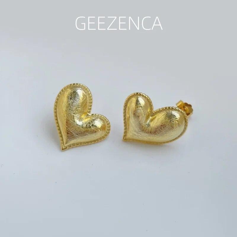 

Асимметричные серьги из стерлингового серебра 925 пробы в форме сердца для женщин, простые серьги любви во французском стиле, позолоченные, новые