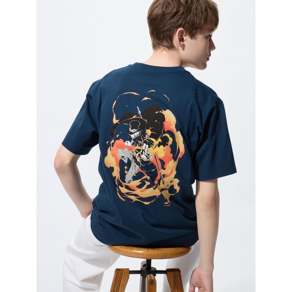 Uniqlo One Piece UT  Graphic T  B