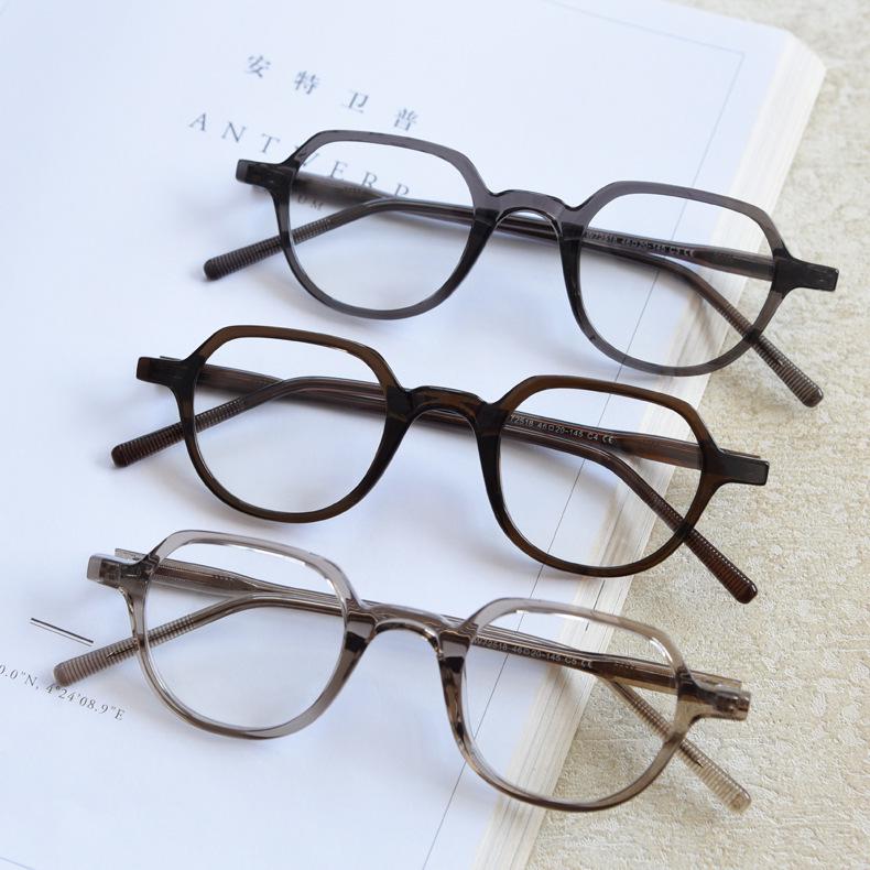 2025 Japanese Retro Classic Black TR90 Myopia Glasses: Small Round Frame, Pin Legs