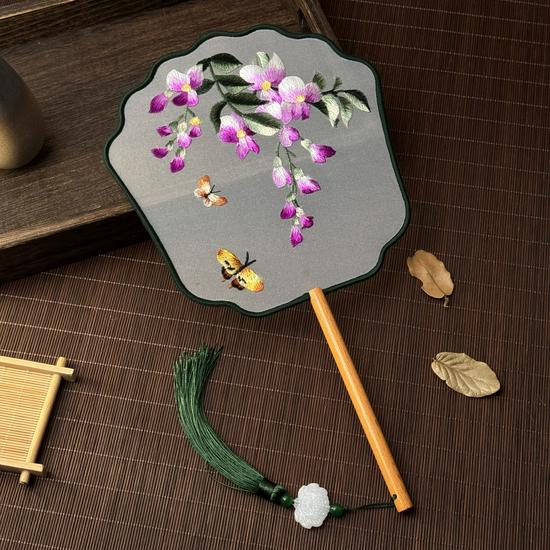 Double-Sided Suzhou Embroidery Round Fan: Ancient Hanfu Dance Accessory