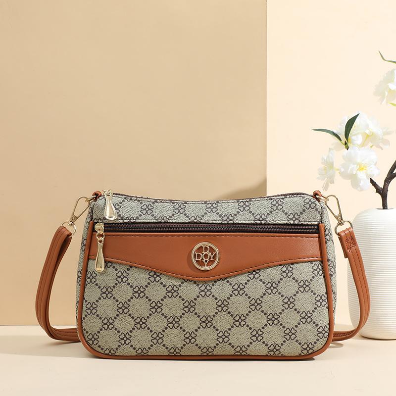 Women's Bag New Fashionable and Versatile High-end Single Shoulder Oblique Span Bag Small Square Bag