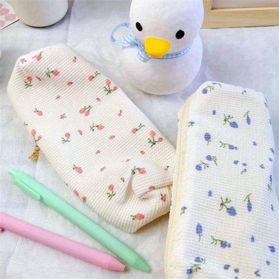 Kawaii Floral Pencil Bag Small Flowers Pencil Cases Cute Simple Pen Bag Students Stationery Storage Bags School Supplies