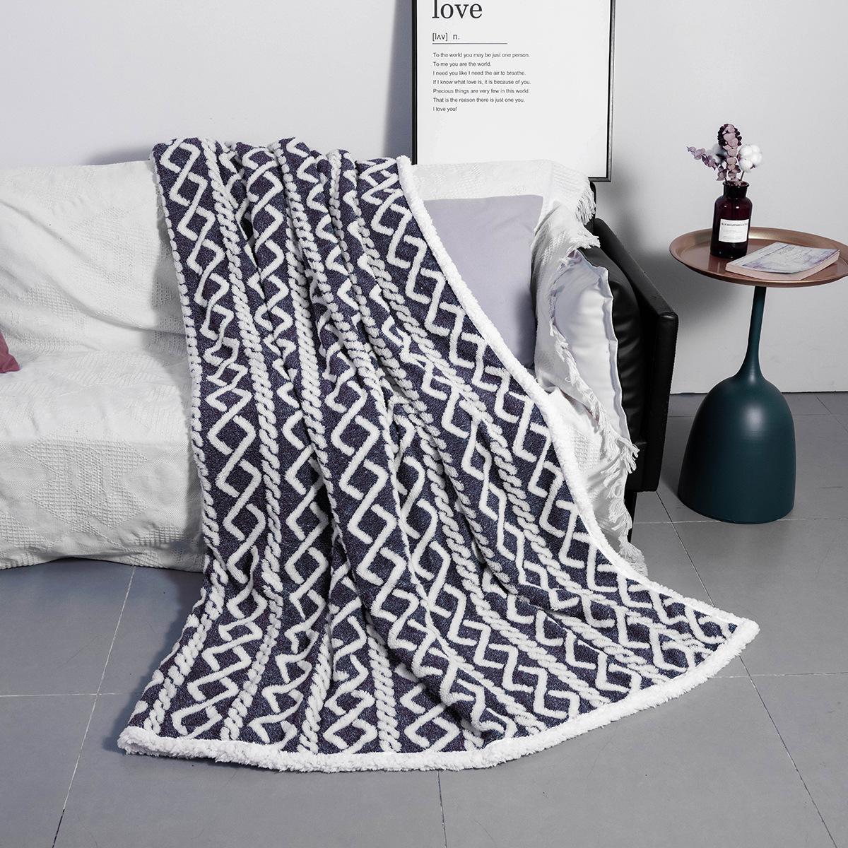 

Двухслойное хлопковое бархатное жаккардовое одеяло с отделкой из овчины, уютное зимнее офисное покрывало. 152x127 cm