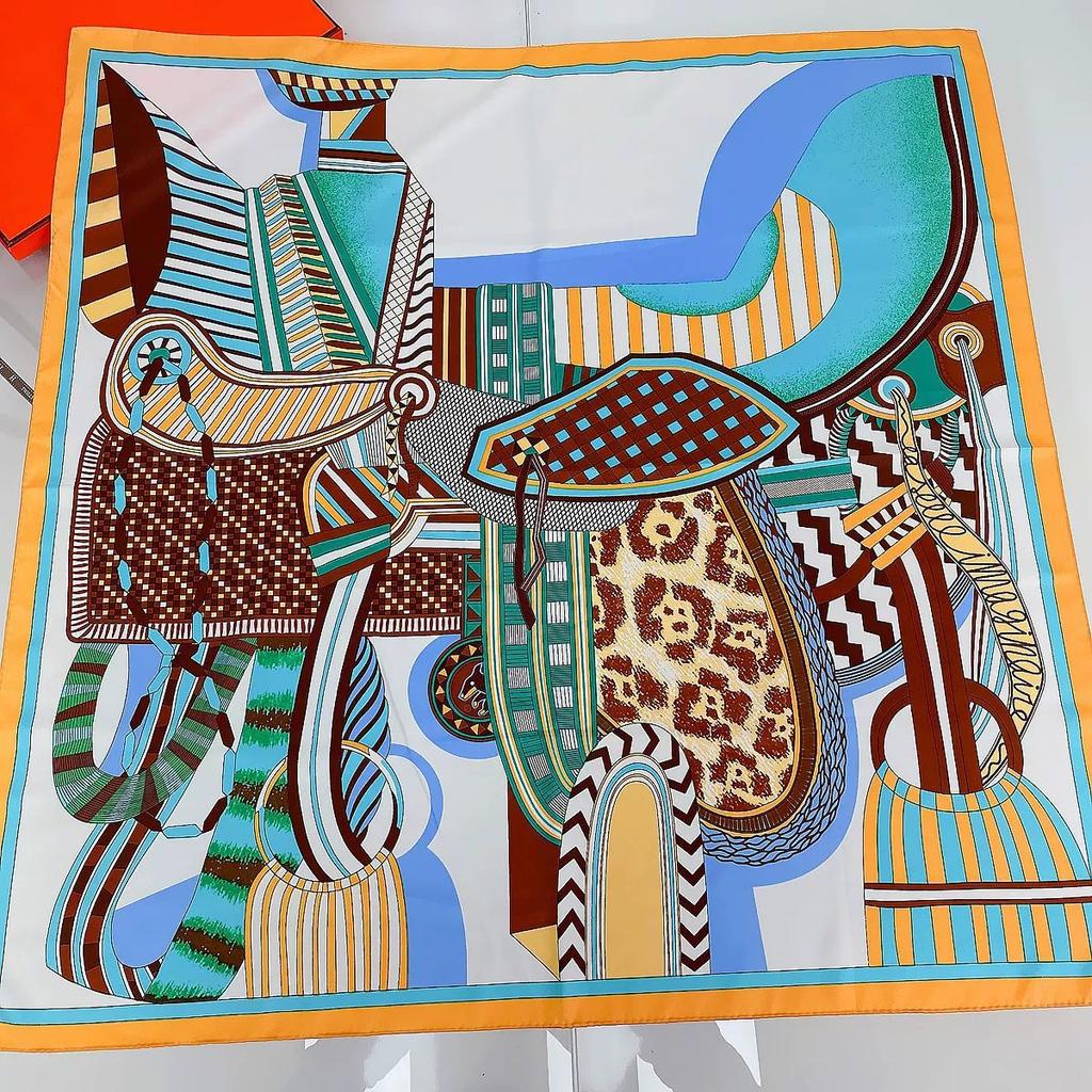 90CM Manual Hand Rolled Twill Silk Scarf Women Chain Print Square Scarves Wraps Echarpes Silk Foulards Femme Bandana Head Hijab