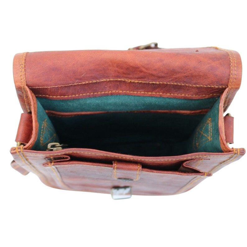 LEDER-UMHÄLTETASCHE, handgefertigtes Leder im Vintage-Look