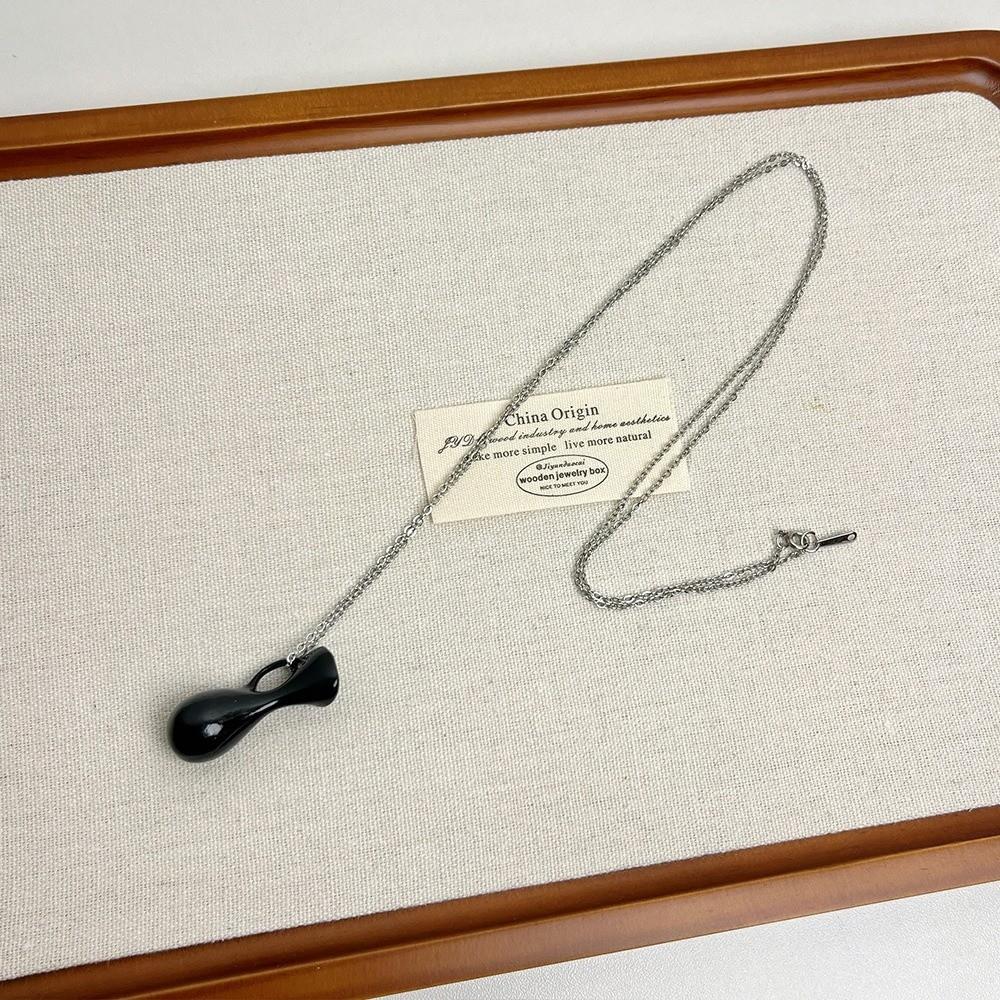 Temperament Long Sweater Chain Retro Fashion Jewelry Portable Water Bottle Pendant Necklace  Lady