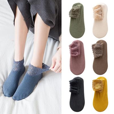 Women Winter Ankle Socks Thermal Socks with Lace Cuffs Warm Socks with Anti-Slip Sole for Daily Wear Street Dates