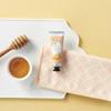[Set] Handkerchief and Hand Cream Set with Honey. Perfect As a Small Gift, Giveaway, or Prize for Mother's Day, Respect for the Aged Day, Father's Day
