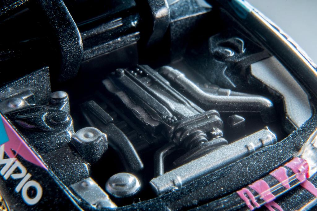 Tomytec Tomica Limited Vintage Neo 1/64 Scale LV-N234f AXIA Skyline (Late 1992 Model) Finished Model (Product Code: 331926)