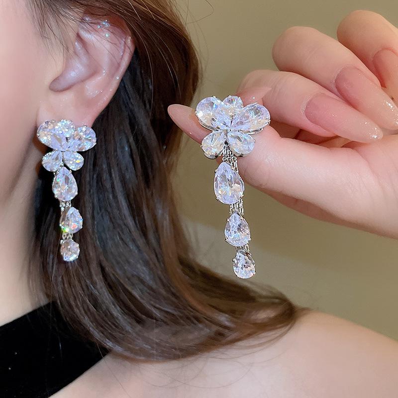 Silver Needle Zircon Butterfly Tassel Earrings & Necklace Set - Elegant Fashion Clavicle Chain for Weddings