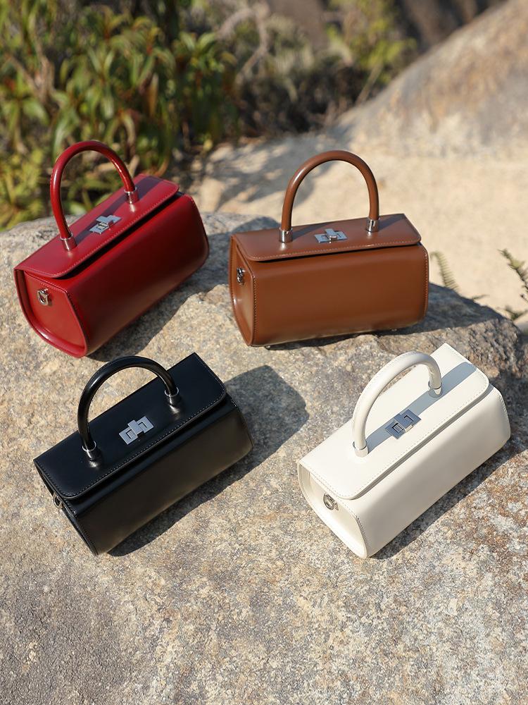 Genuine Leather Women Handbag Luxury Design Cowhide Shoulder Bag For Women  Fashion Commuter Crossbody Small Square Bag