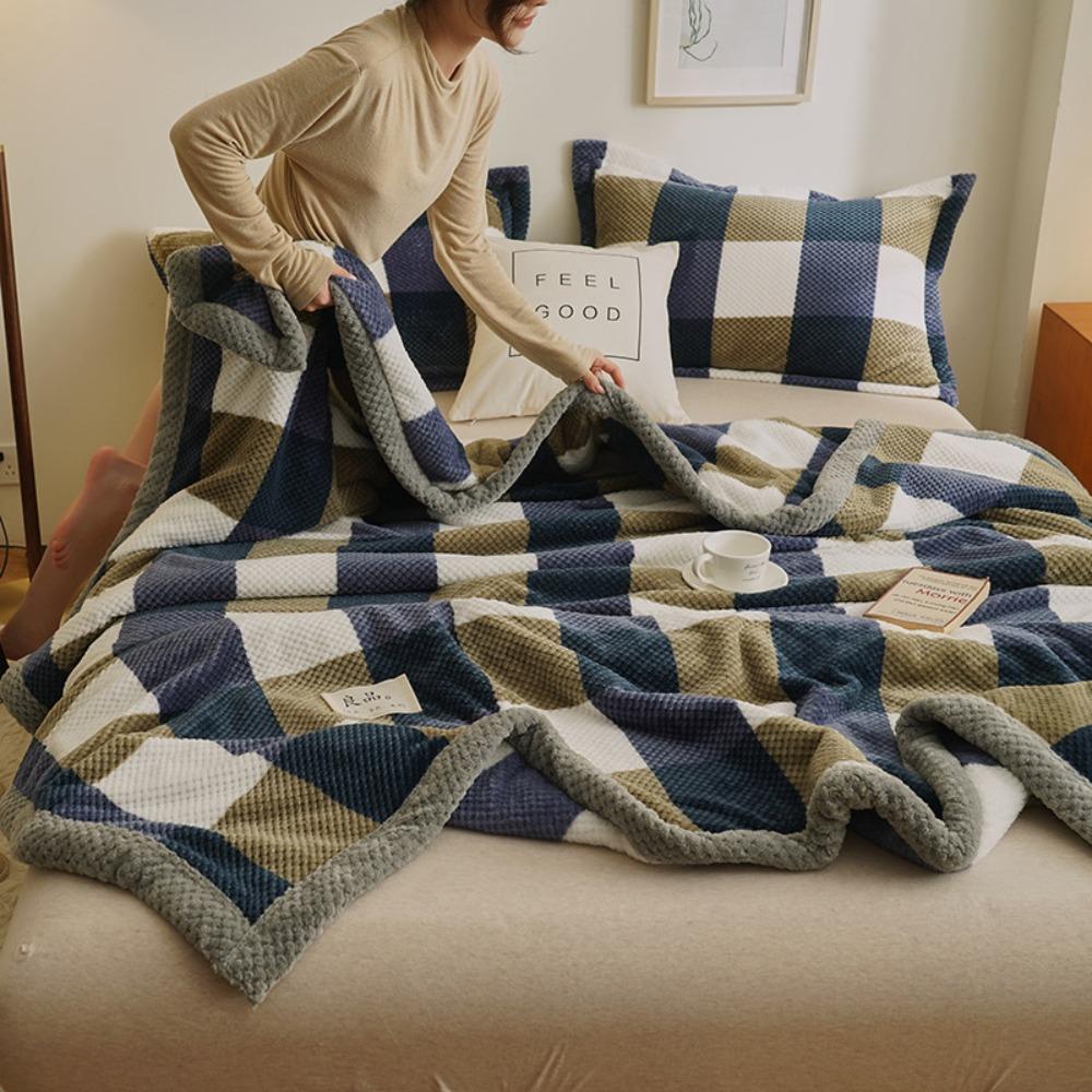Coral Fleece Winter Throw Blanket Warm Sofa Throw Cozy Nap Blanket Dormitory
