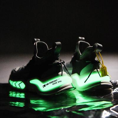 Fashion Luminous Running Shoes Men's Breathable Casual Sneakers Couples Students Outdoor Running Shoes Casual Leisure Sneakers