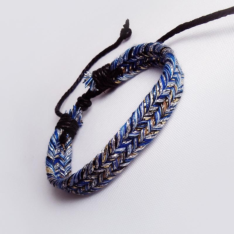Handgefertigtes fünf-farbiges gewebtes Armband: Original japanisches trendiges Modeaccessoire