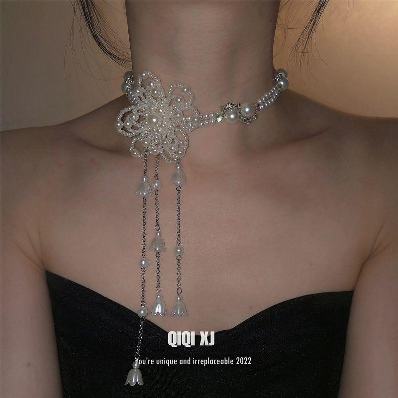 

French-Style Romantic Faux Pearl Flower Tassel Long Necklace, Light Luxury Fashion, European and American High-End Niche Exaggerated Clavicle Chain Default