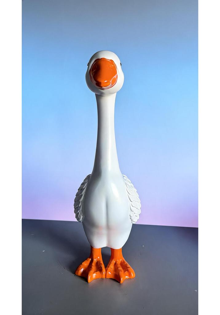 Goose Statue: White Resin Weather-Friendly Outdoor Decor - Indoor Outdoor Versatility Resin Figurine for Patio Lawn Yard Living Room
