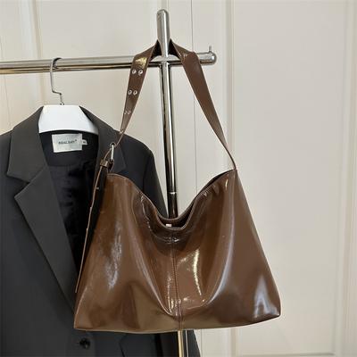 Bolsa de axila de grande capacidade Nova bolsa tote Bolsa mensageira doce feminina Bolsa de ombro da moda Bolsa de mão
