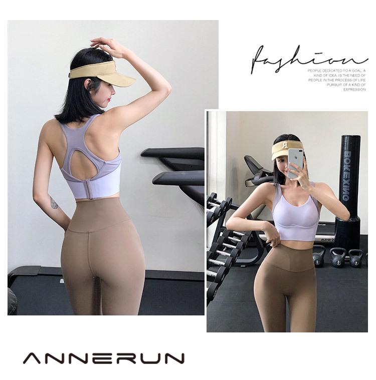 Women's Cross-Back Shockproof Sports Bra for Training, Running, Fitness, Yoga - One-Piece Gathered Design.