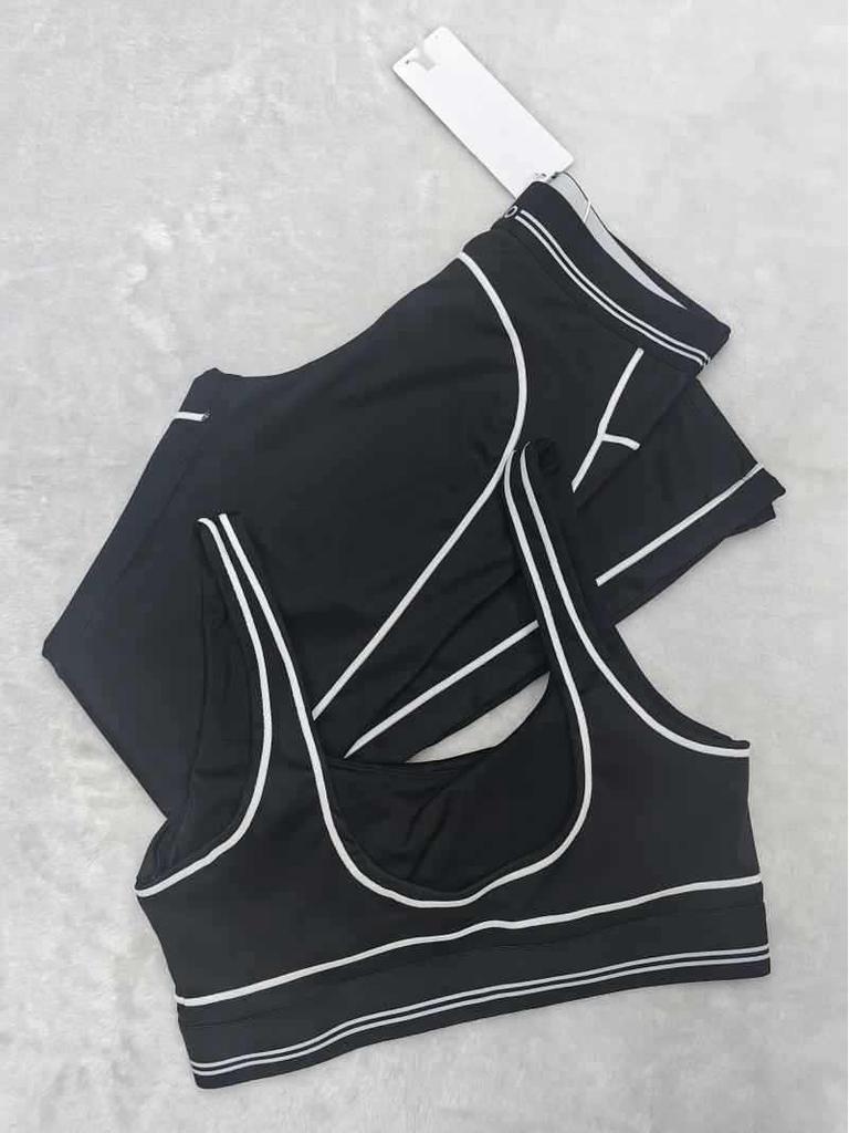 Women's 2025 Yoga Set: Adjustable, Shockproof Sports Bra & Lightweight, Breathable Fitness Wear.