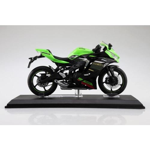 Skynet 1/12 Scale Complete Kawasaki Ninja ZX-25R Lime Green x Ebony Motorcycle