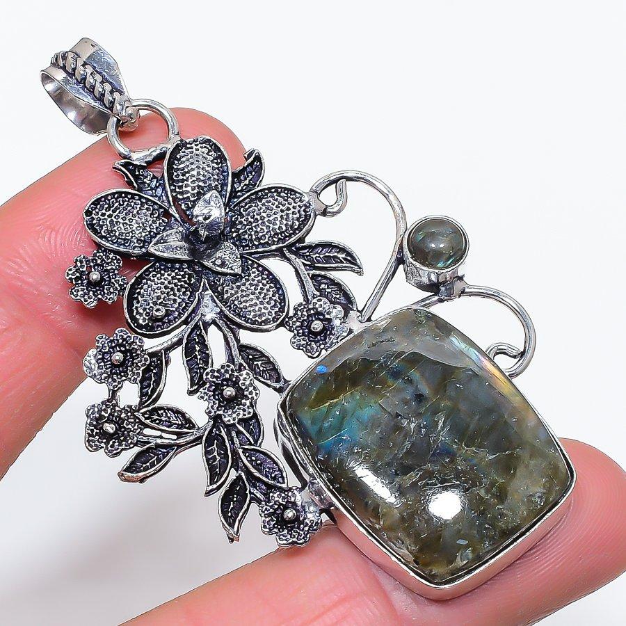 

Natural Labradorite Gemstone 925 Sterling Silver Jewelry Pendant 2.84 l5L60