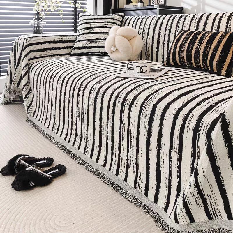 Double Sided Simple Arches Lines Jacquard Chenille Sofa Towel with Tassels, for All Season Living Room Couch Decor Throw Blanket