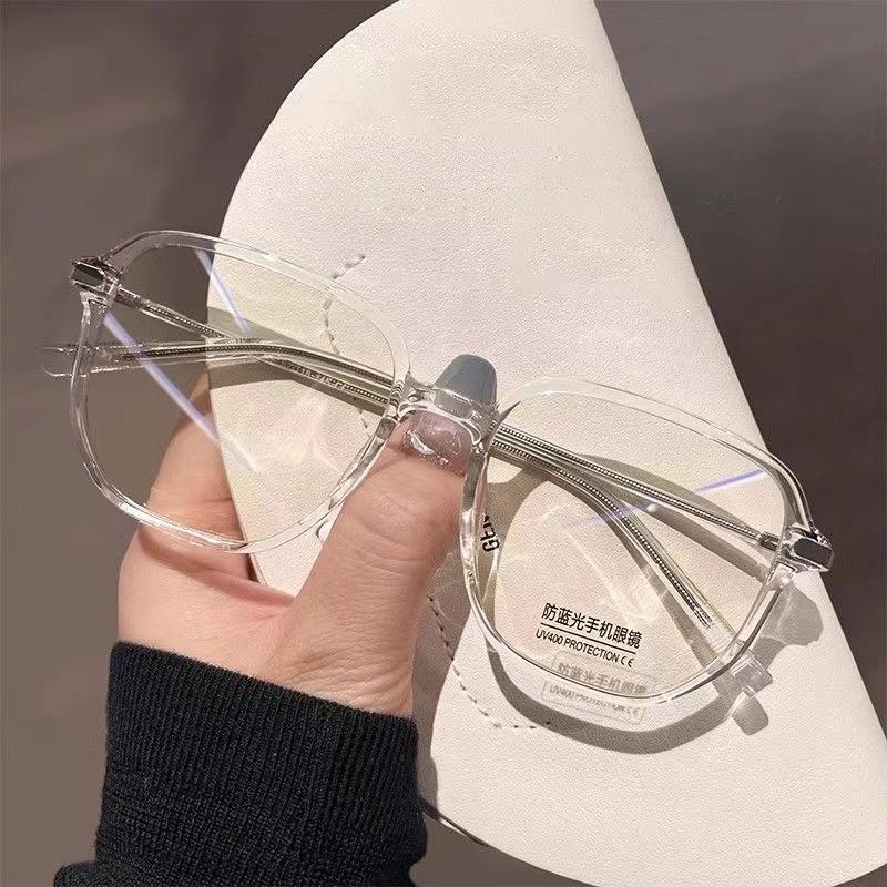 Retro High-definition Anti Blue Light Glasses for Women, Fashionable Large Frame Glasses, Ultra Light Goggles