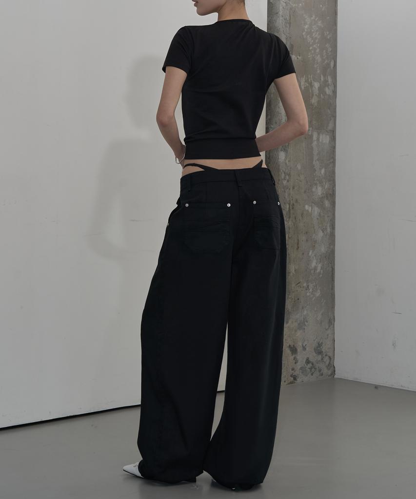 ZIZEMUSEUM Off-Center Tuck Cotton Pants (Black)