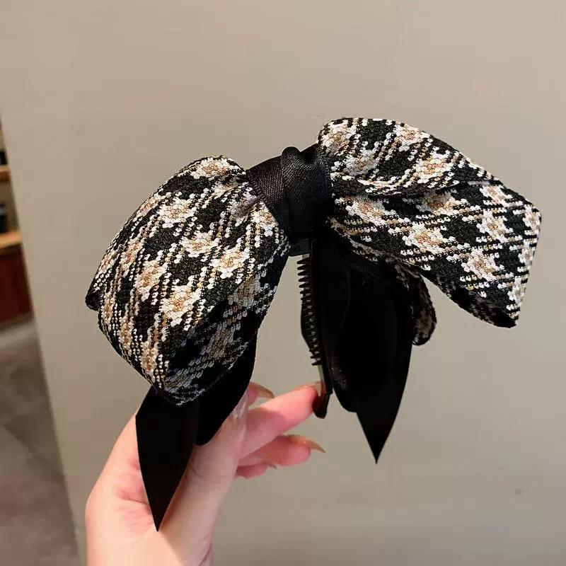 Banana Hair Clips Women Bow Headwear Banana Hairpin Korean Fabric Art Hairgrips Simple Hair Barrettes Headband Headwear