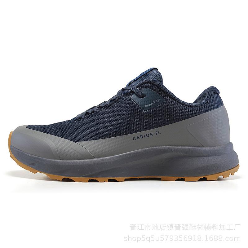 KP Embroidered Pure Flat for Outdoor Off-road Men's Breathable Mesh Shoes Non-slip and Wear-resistant Mountaineering Sports Shoes