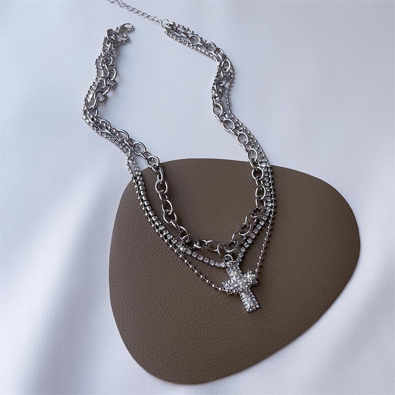 Collier Pendentif Croix Fille Style Doux Cool Multicouche Zircon de Haute Qualité Chaîne Clavicule Bijoux Accessoires Fête d'Anniversaire