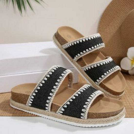 Women's Cross-Strap Thick-Soled Sandals - Summer 2026, Fabric Surface, Flat-Soled Beach Slippers for Outdoor Wear.