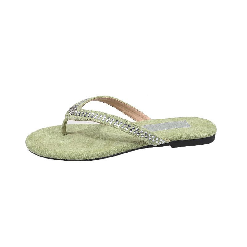 Slippers women's 2025 summer new Xiaoxiangfeng soft-soled fairy wearing rhinestone sandals beautiful Roman beach shoes