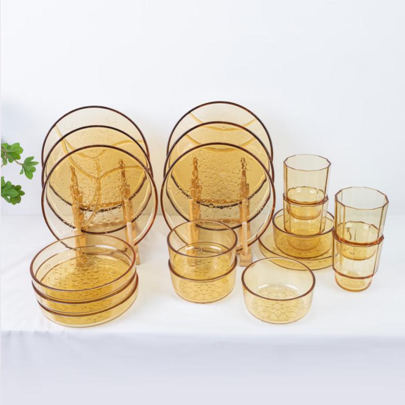 Shanchongshan Amber Snowflake Glass Dinnerware Set (18-Piece)