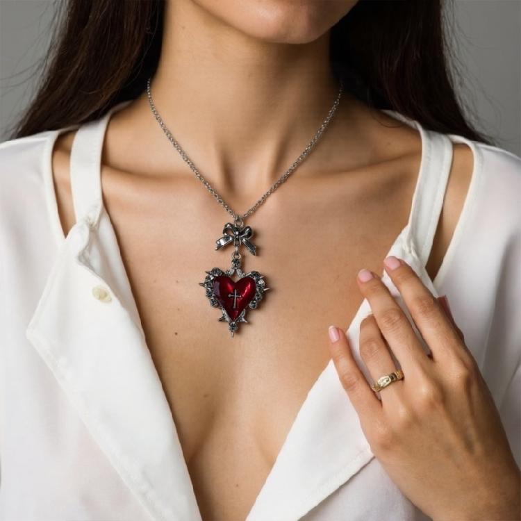 Multifunktionales gotisches Choker-Halsband für Damen mit Kreuz-Anhänger und Herz-Schleifenknoten-Akzent Partyzubehör Outfits
