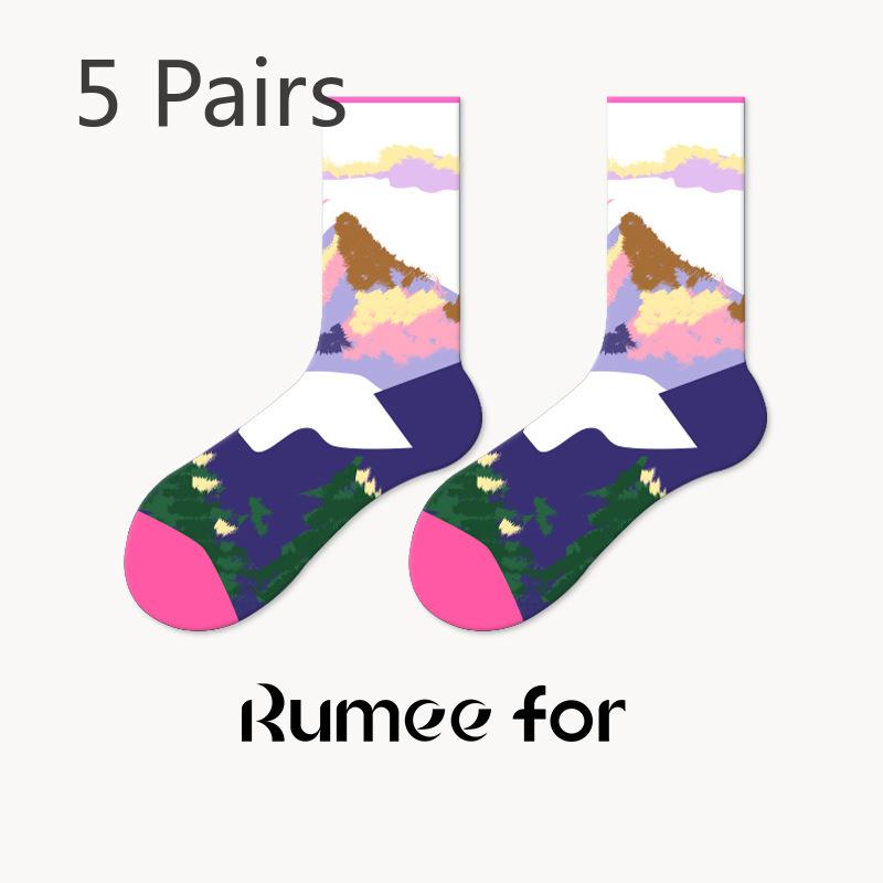 5 Pairs of Women Retro Personality Skateboards Wearing Mid Tube Socks