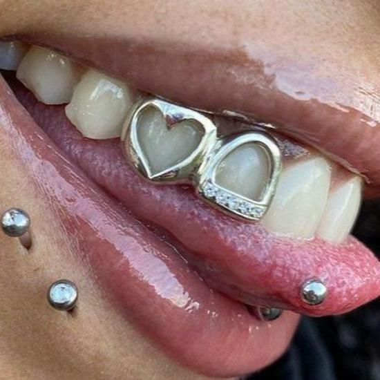 Euro-American Style Gold Hollow Heart Two-Tone Grillz for Daily Street Hip Hop Teeth Decoration