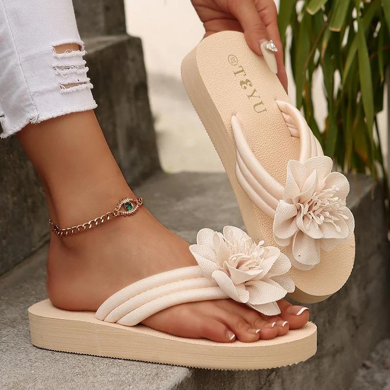 

Модные Модные Шлепанцы на Плоской Подошве с Цветочным Декором для Женщин 2025 Лето Легкие Нескользящие Сандалии Женские Удобные Шлепанцы с Перемычкой для Пляжа 42 бежевый