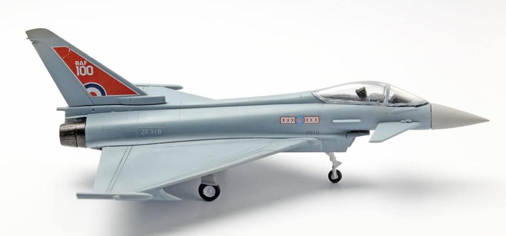 PLATZ Flying Color Selection Eurofighter Typhoon Set Plastic Model 1/144 2-piece FC-15