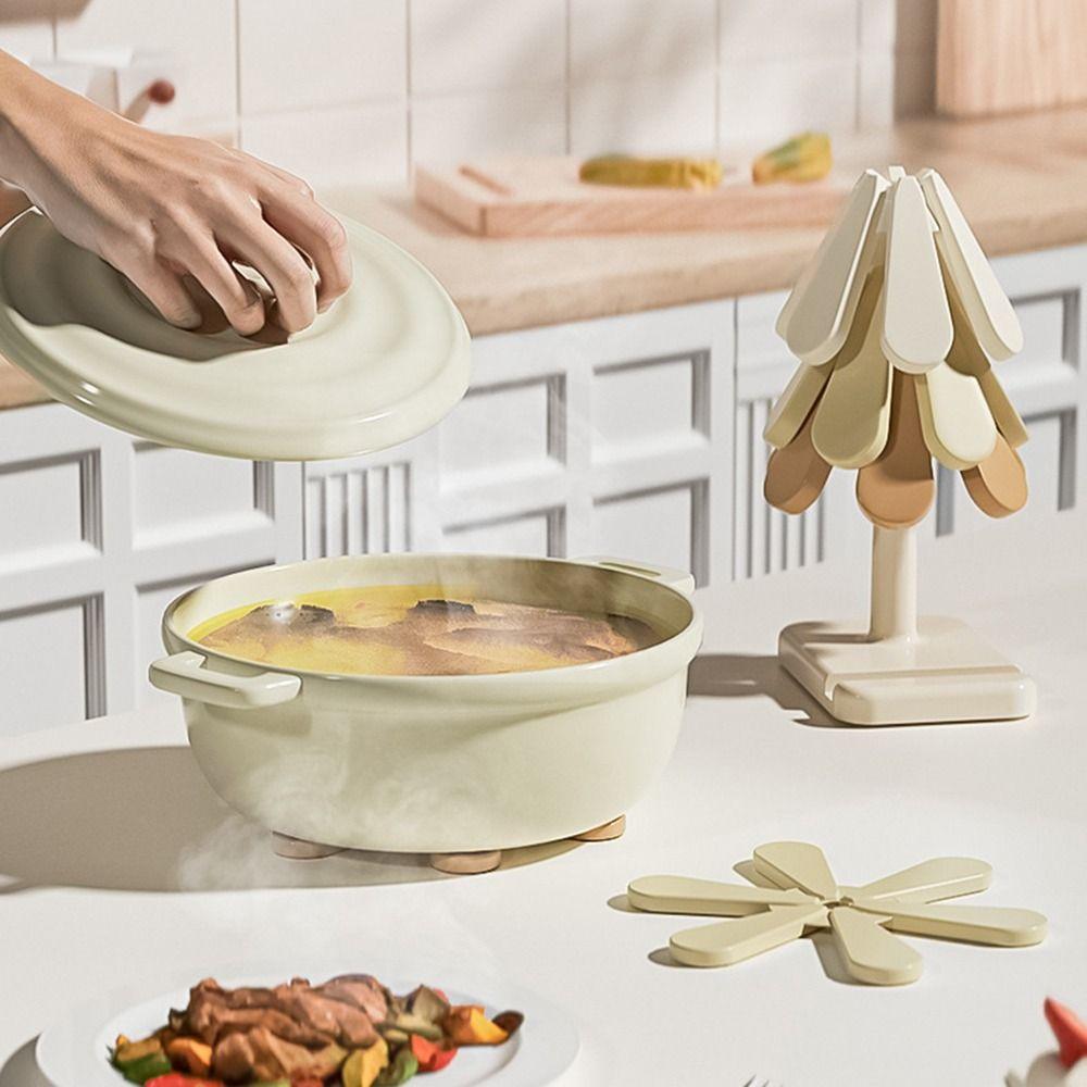 Heat Resistant Silicone Cup Mat Foldable Kitchen Trivets Safe Coffee Mug Pad  Hot Dishes