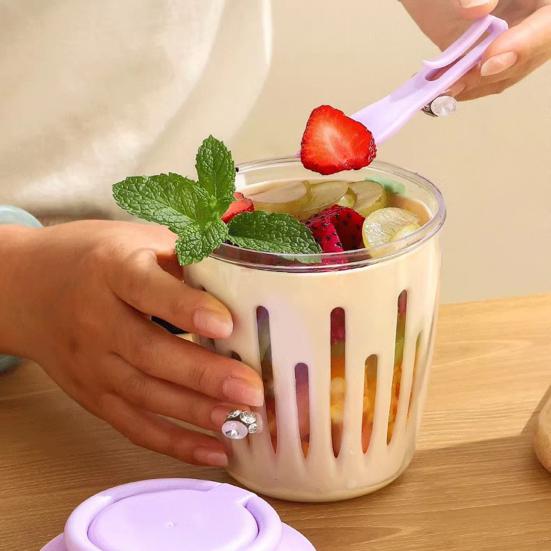 

Портативний стакан для салату з виделкою Двошарова салатниця для ефективного дренажу Стакан для йогурту, вівсянки, пластівців, молока Герметична дорожня миска жовтий