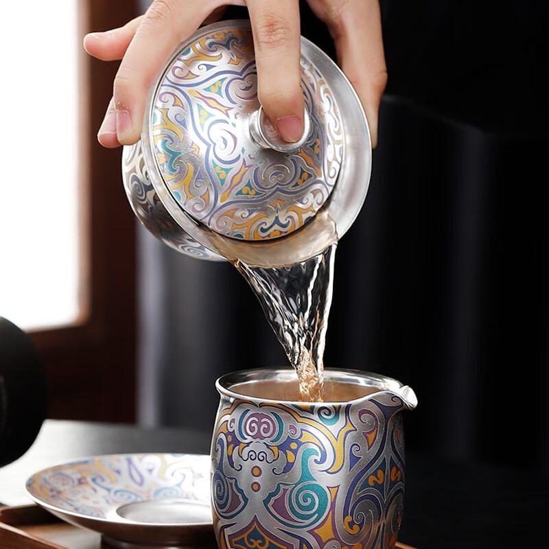 Chaxun Ceramic Gaiwan with Gilded Silver Lid